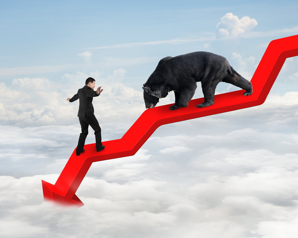 ریزش ناگهانی قیمت بیت کوین و اتریوم؛ ۷۰ میلیارد دلار از بازار خارج شد