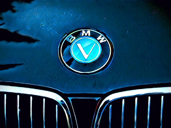 همکاری خودرو لوکس BMW با وی چین؛ دستکاری اطلاعات خودرو غیرممکن می شود