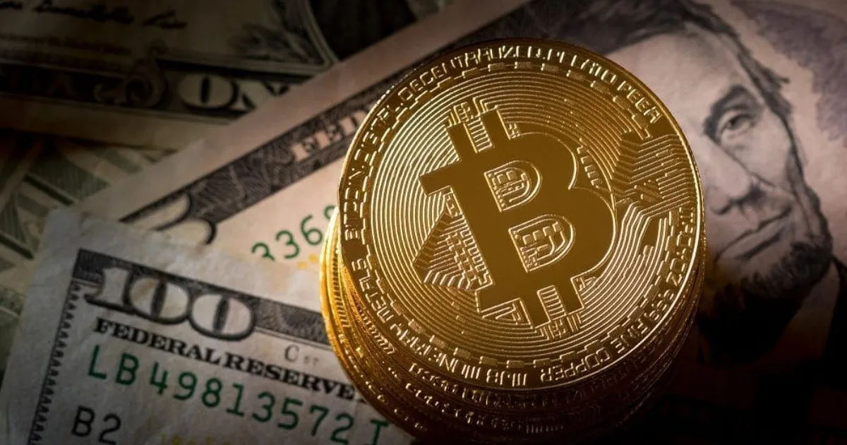 آیا بیت کوین می‌تواند جایگزین مناسبی برای دلار آمریکا باشد؟


